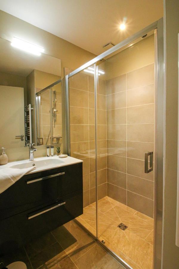 Ferienwohnung Bella, Jacuzzi Partage & Parking Avec Borne De Recharge Voiture Electrique Sarlat Exterior foto