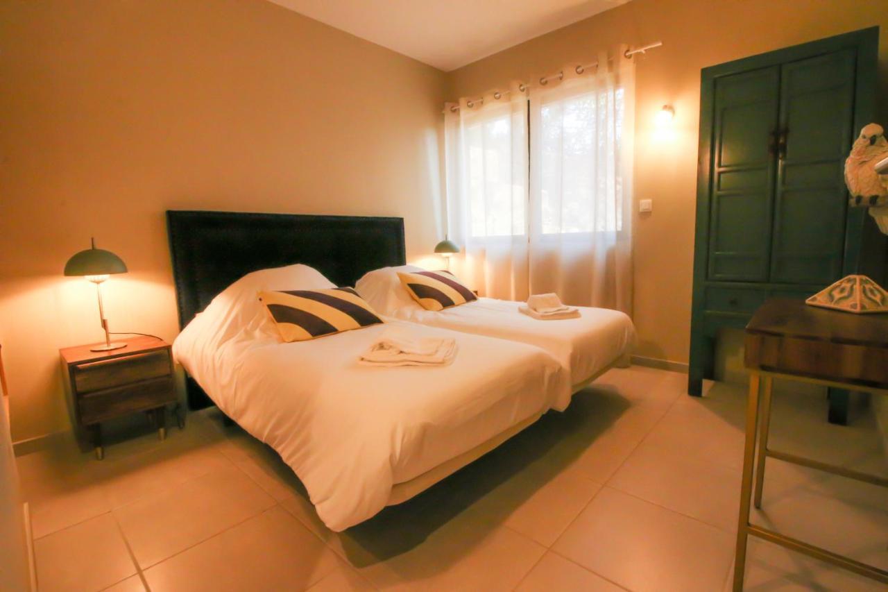 Ferienwohnung Bella, Jacuzzi Partage & Parking Avec Borne De Recharge Voiture Electrique Sarlat Exterior foto