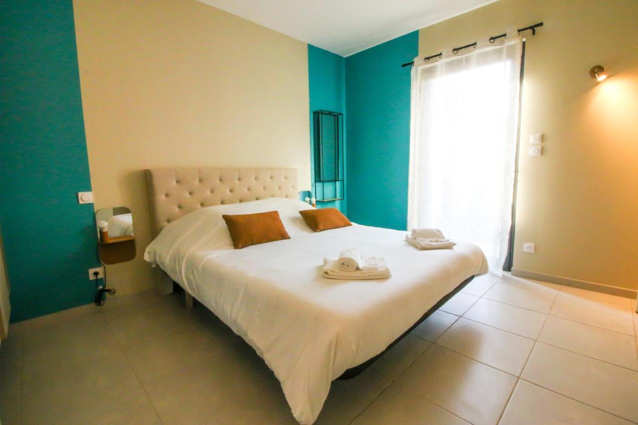 Ferienwohnung Bella, Jacuzzi Partage & Parking Avec Borne De Recharge Voiture Electrique Sarlat Exterior foto